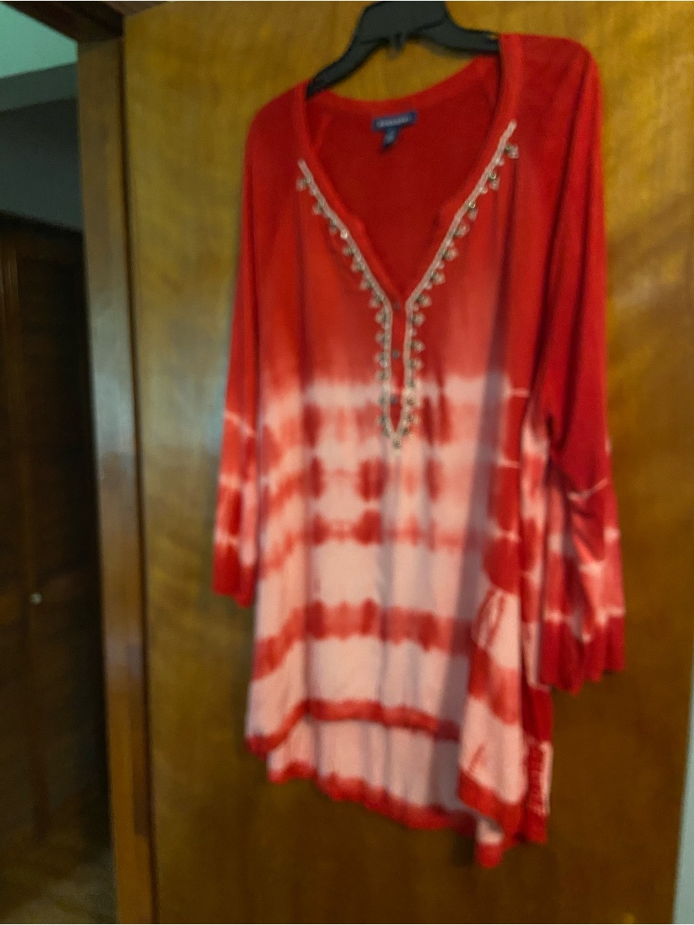 Bandolino Red and White Tie-Dye V-Neck Tunic with Embellished Trim